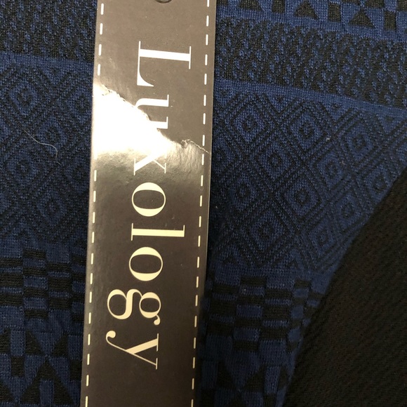 Dress NWT . Never worn. - Picture 5 of 6